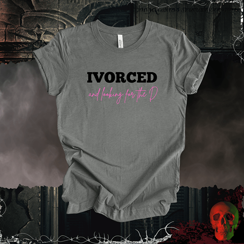 T-Shirt Deep Heather / S Divorced but Looking