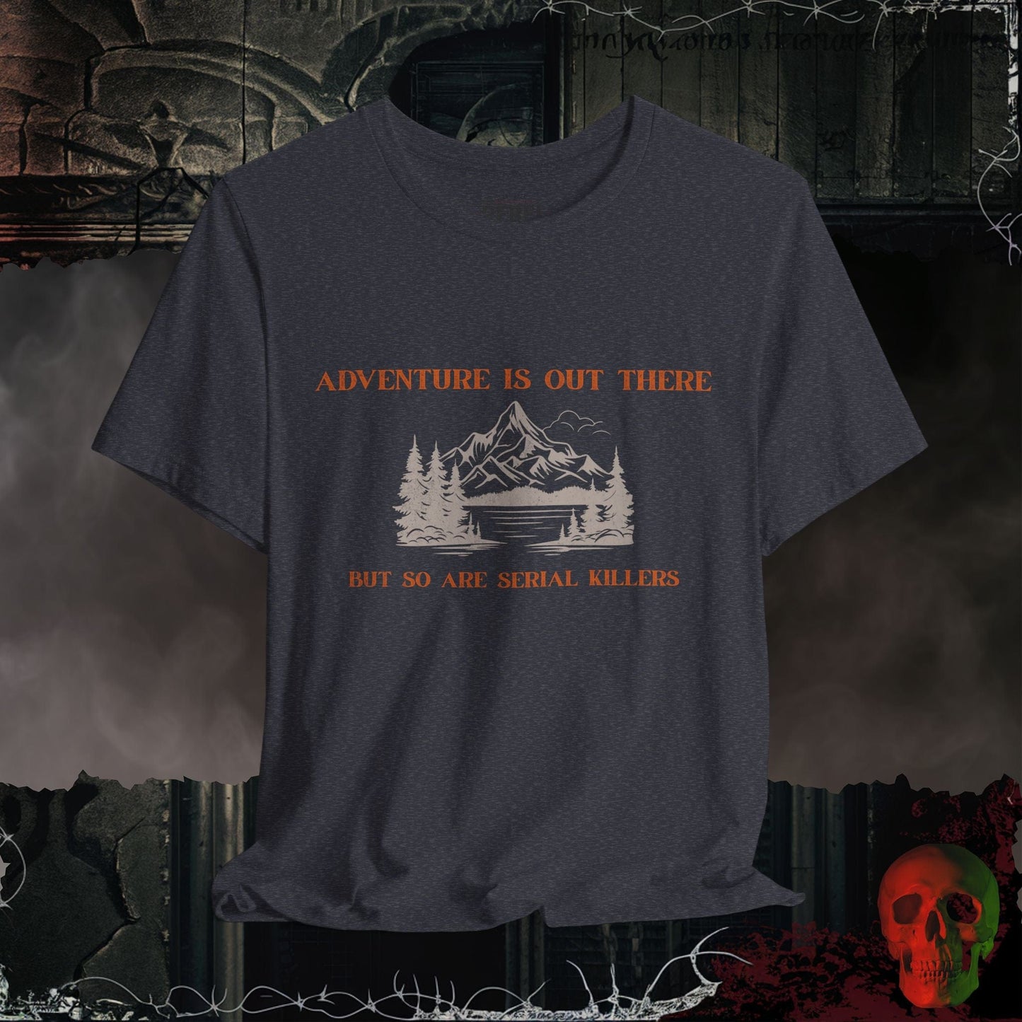 T-Shirt Heather Navy / S Adventure Awaits Tee