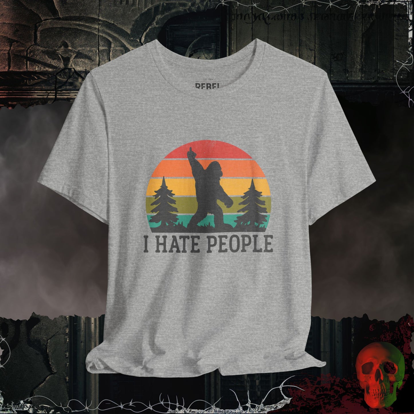 T-Shirt Athletic Heather / S I Hate People – Bigfoot Sunset Tee