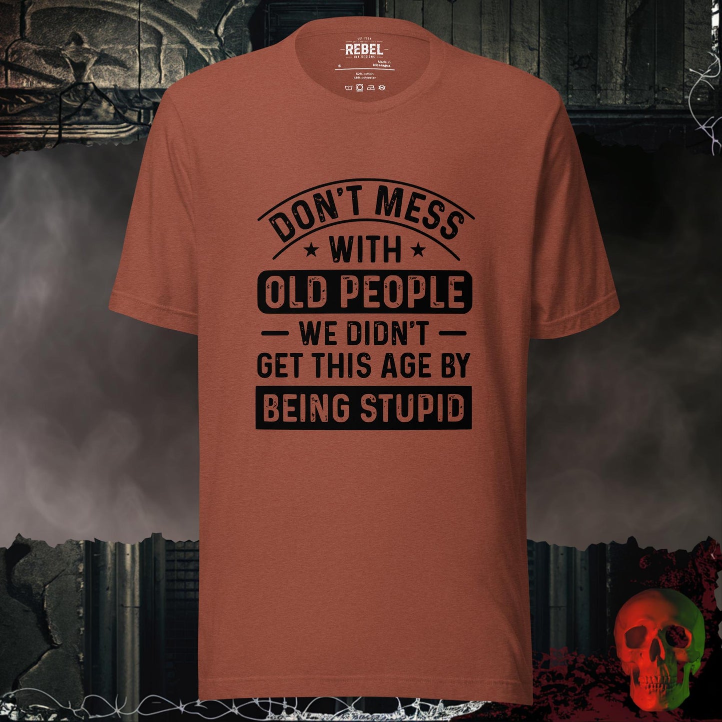 T-Shirt Heather Clay / S Don't Mess With Old People Tee