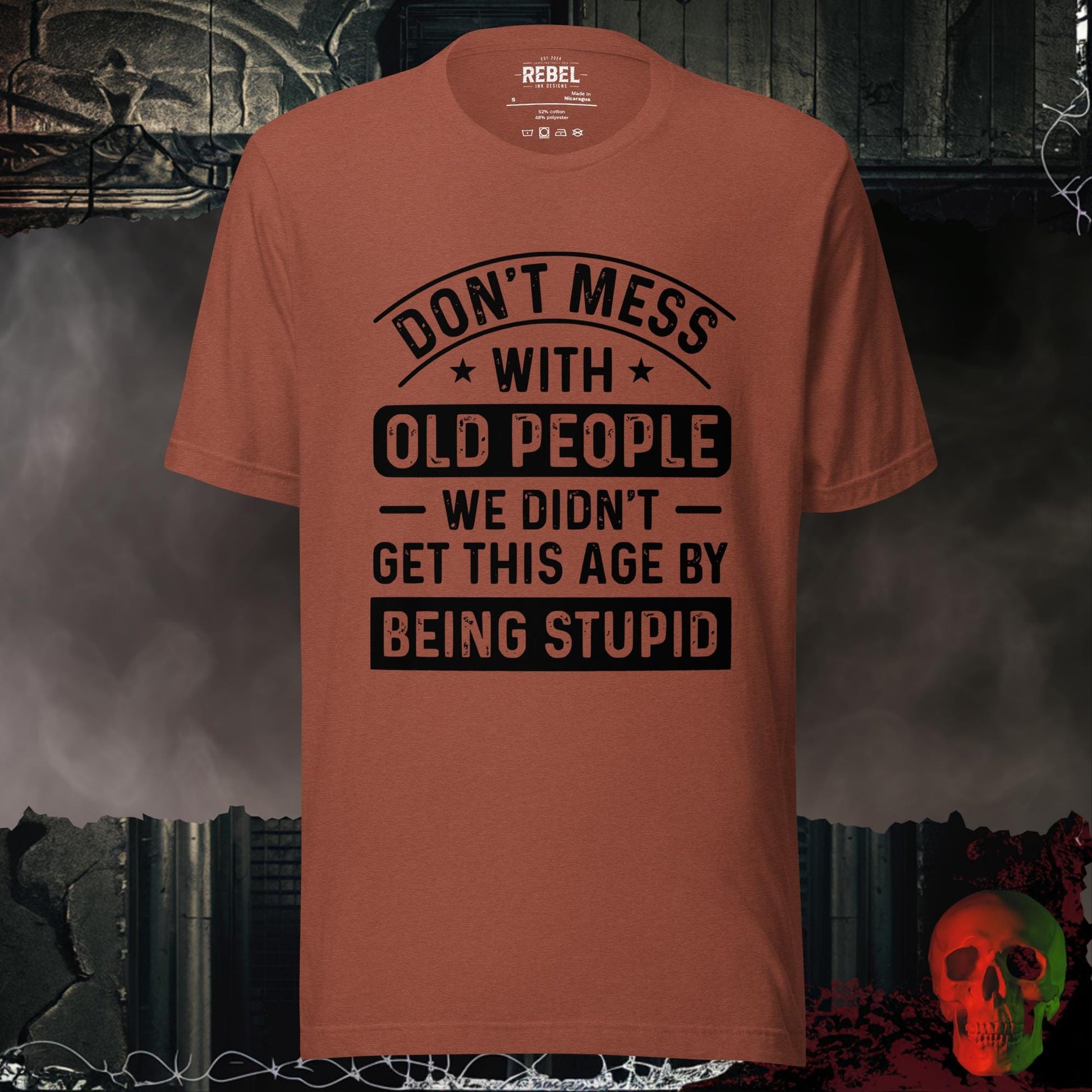 T-Shirt Heather Clay / S Don't Mess With Old People Tee