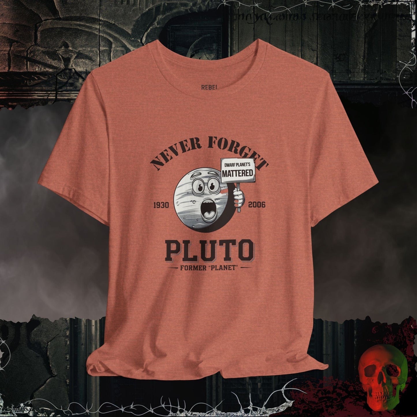 T-Shirt Heather Clay / S Never Forget Pluto Tee