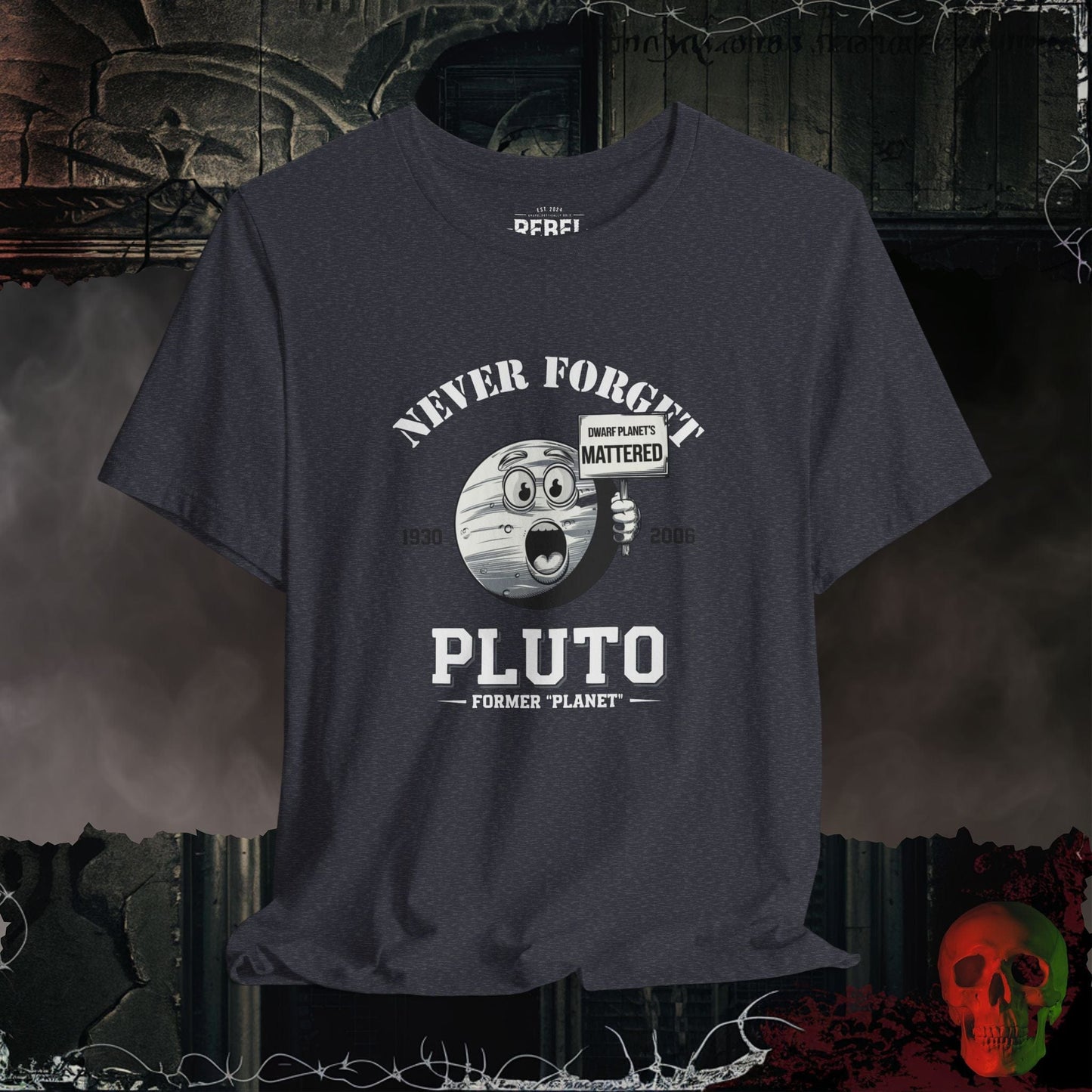 T-Shirt Heather Navy / S Never Forget Pluto Tee